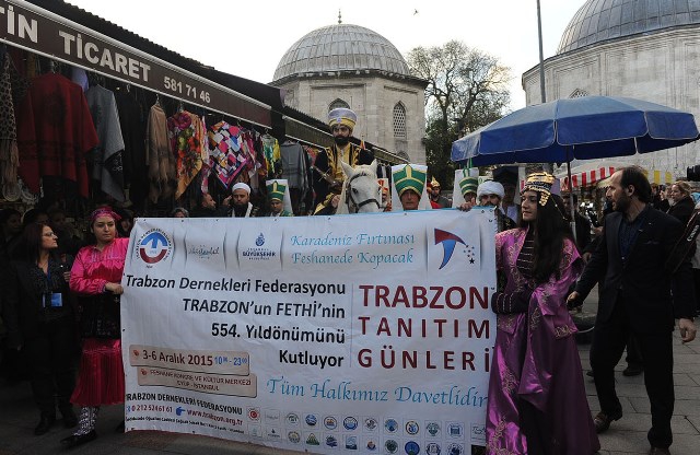 FESHANE’DE TRABZON RÜZGÂRI ESİYOR